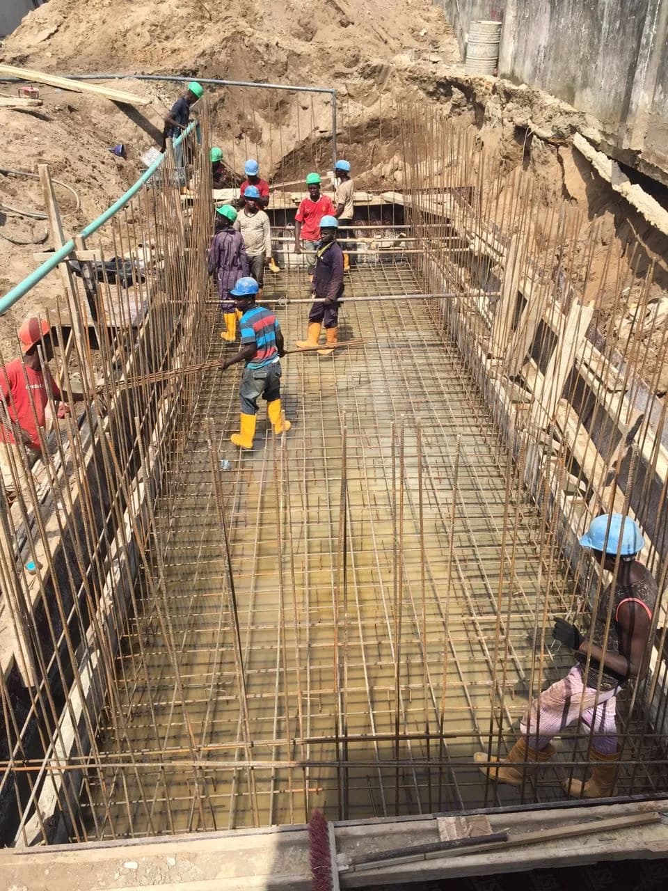 Sample photo, beams work in Nigeria: Construction workers in Lagos,Nigeria 04